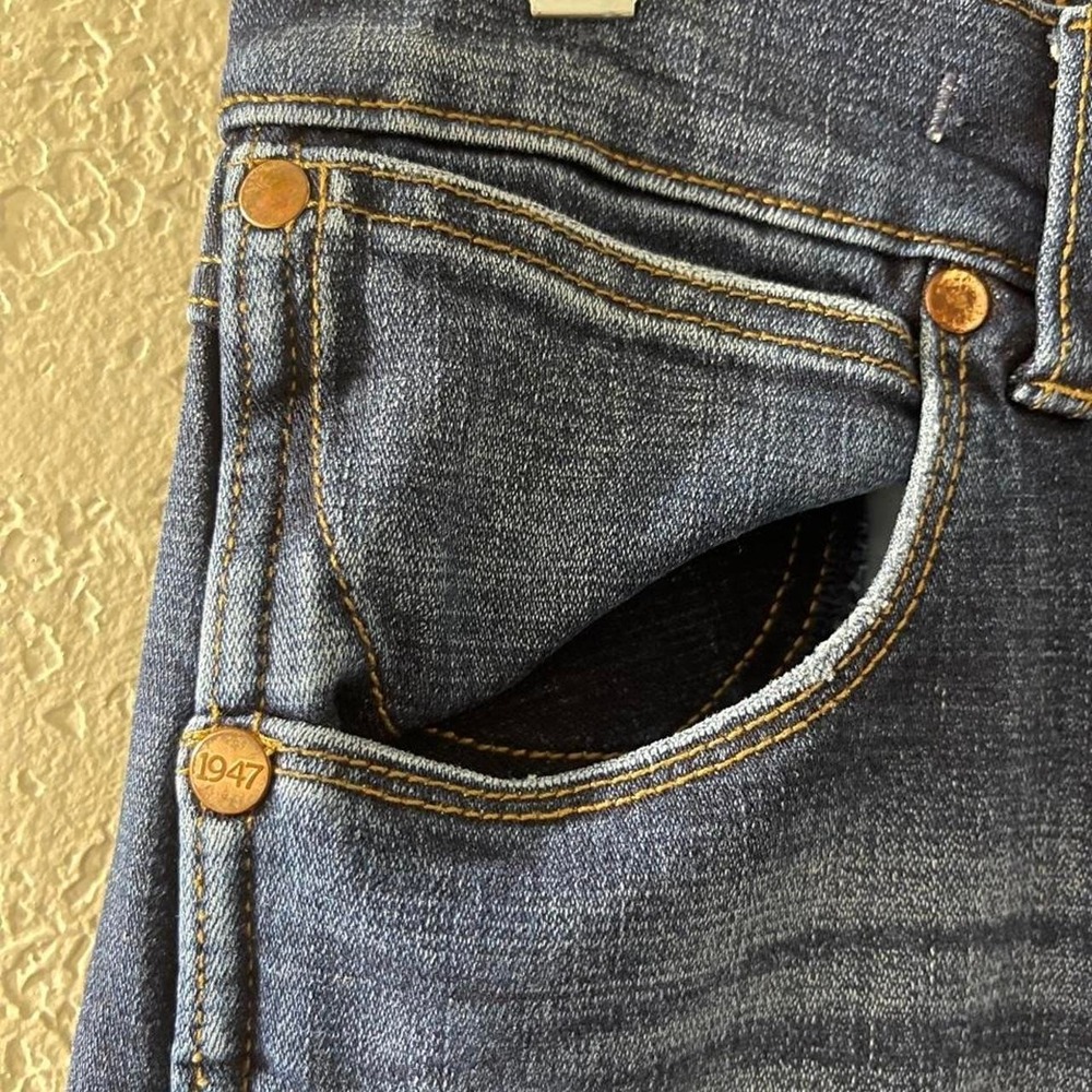 NWOT Wrangler Women's Straight Leg blue jeans Size 31x32 - Picture 5 of 8